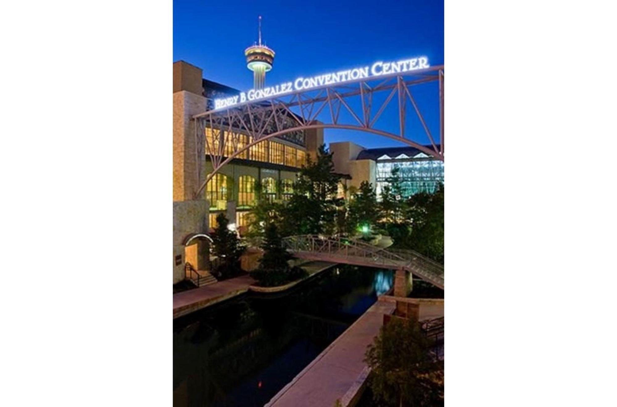 Holiday home Chic Downtown With Garden And Bbq Grill San Antonio